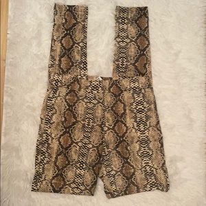 New LF Emma and Sam Snakeskin Print Leggings